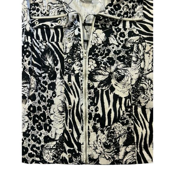 Just B Boutique Black & White Roses Jacket, Size Medium – Full Front Zip - Picture 5 of 9